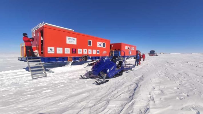 Korea Polar Research Institute convoy