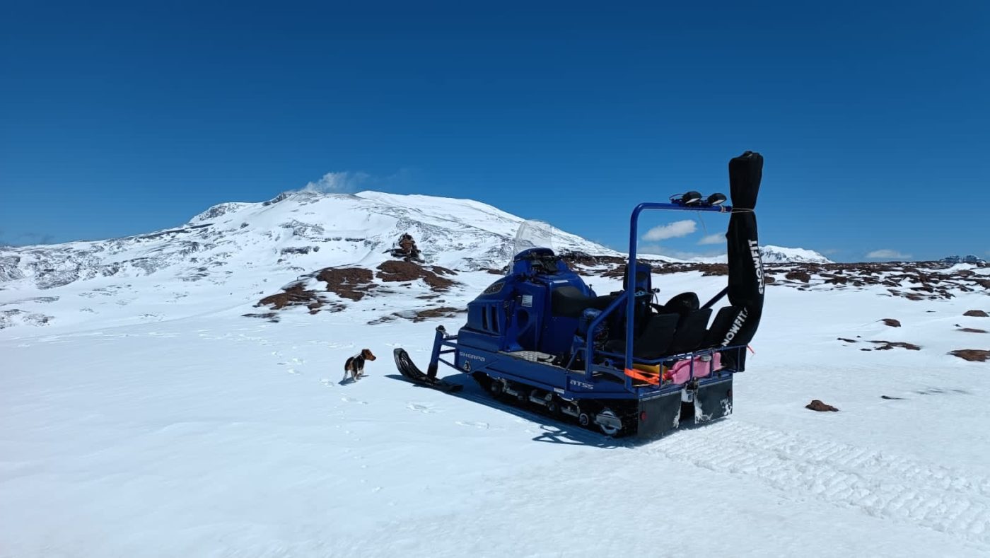 Sherpa snowmobile in Patagonia