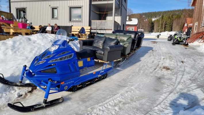 Alpina Snowmobiles, First Class Travel