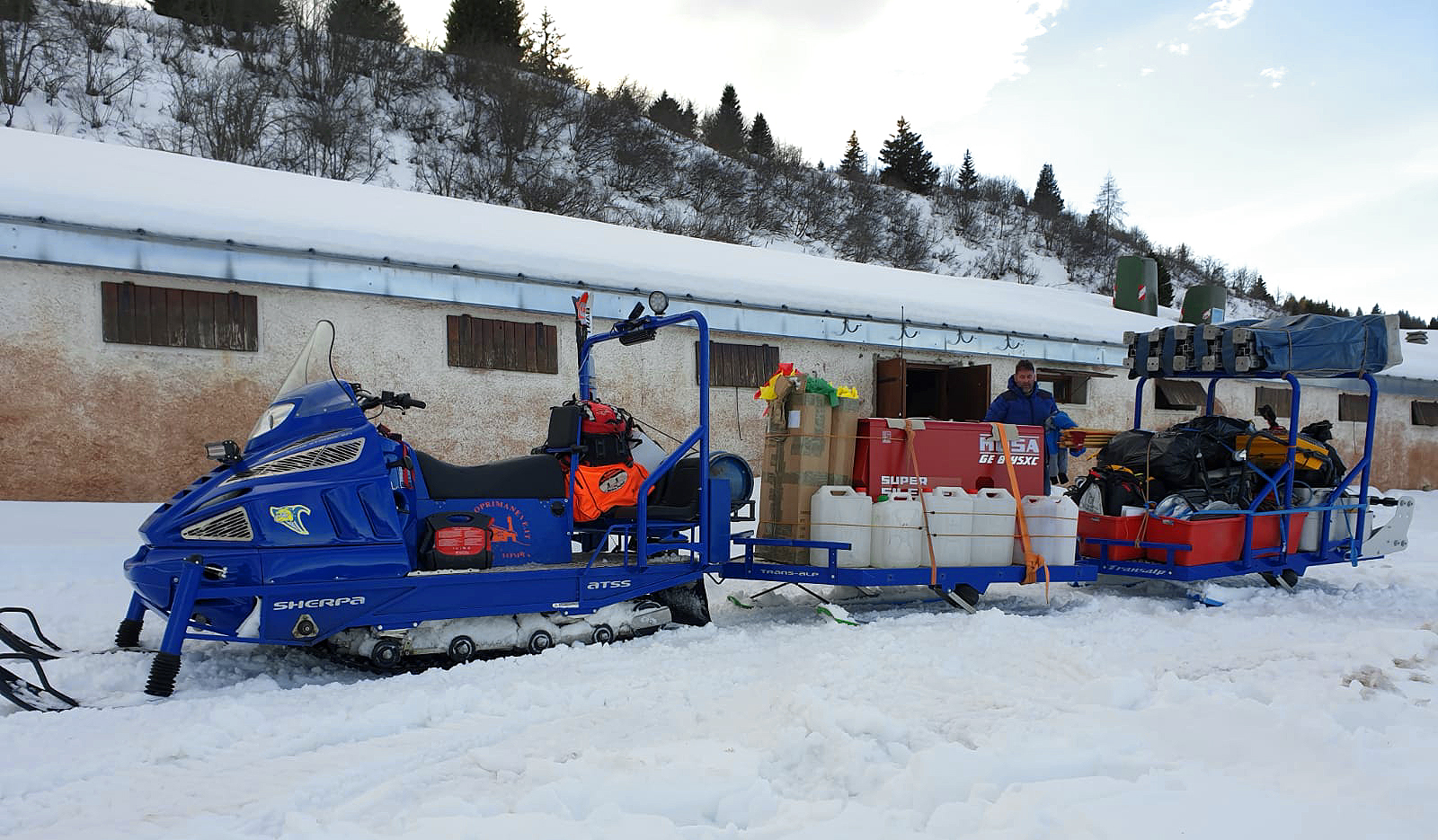 Legendary Sherpa - Alpina Snowmobiles