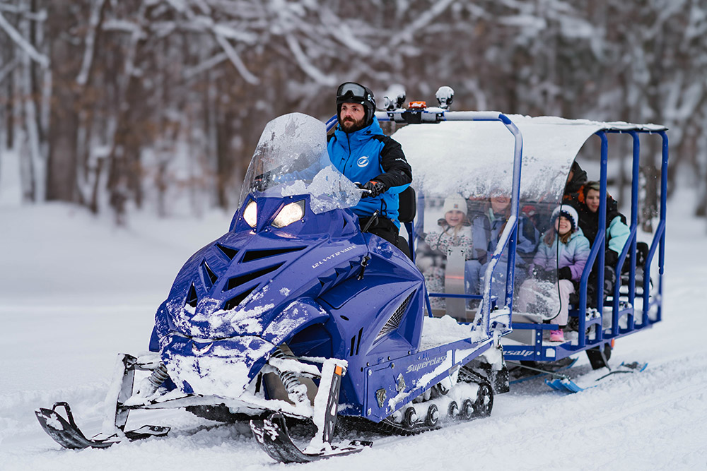 Alpina Snow-bus work snowmobile