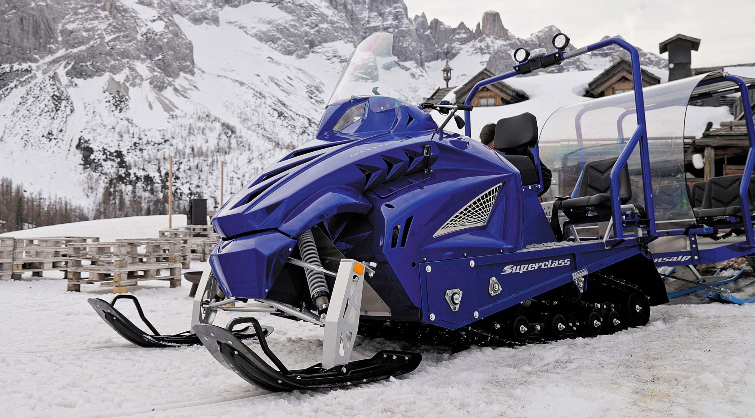 Superclass 1.2L VVT 12V utility snowmobile.